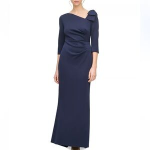 JESSICA HOWARD/ Asymmetrical-Neck Bow Detail Gown